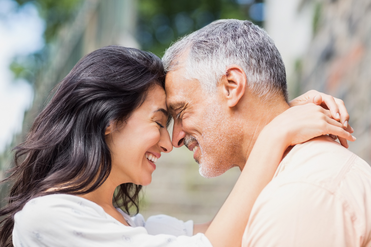 Mann und Frau haben die große Liebe gefunden